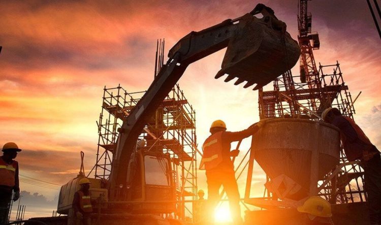 Informe de Percepción de Negocios 2025 Constructoras e inmobiliarias reportan paulatino repunte de ventas.